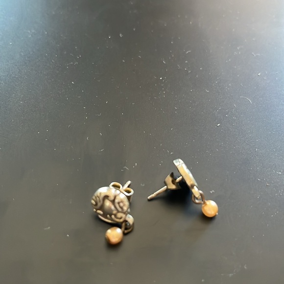 Brighton dainty silver earrings ! - Picture 3 of 3